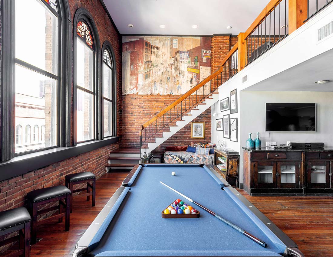 printers alley deluxe penthouse