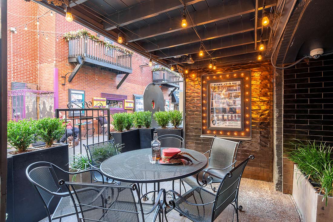 printers alley lofts main entrance patio